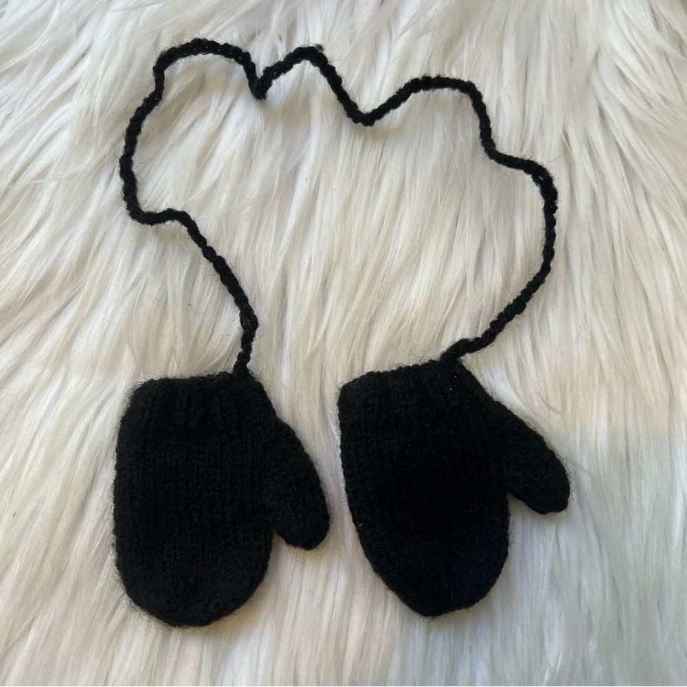 American Girl Doll Black Mittens from Samantha’s Holiday Coat Outfit HTF/Retired